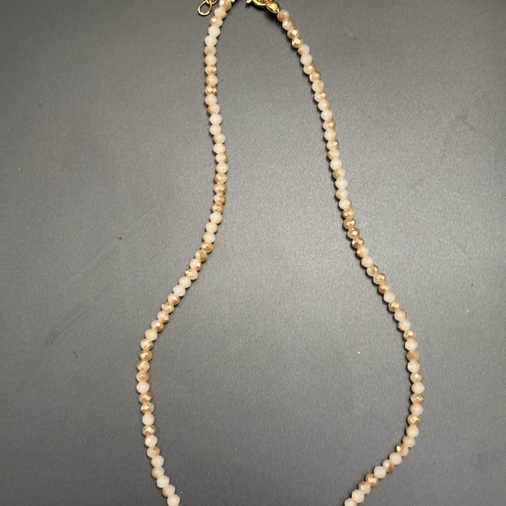 Anthropology Elegant Gold and Cream Beaded Necklace with Initial Pendant NIB - Picture 4 of 4